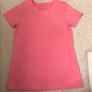 Under Armour short sleeve shirt